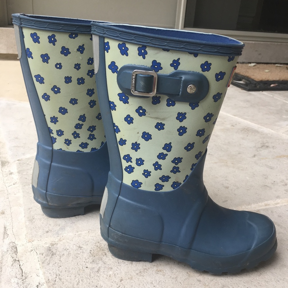 Girls Hunter rain boots, size 1